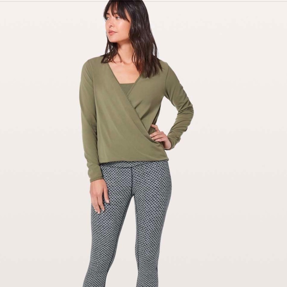 Lululemon Full Freedom Long Sleeve Sage-EUC